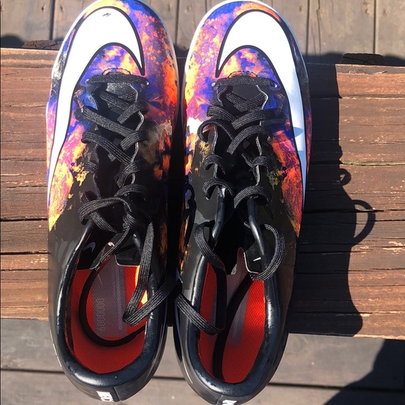 ⚽️ Nike Mercurial CR7 Indoor Soccer Cleats - Picture 2 of 9